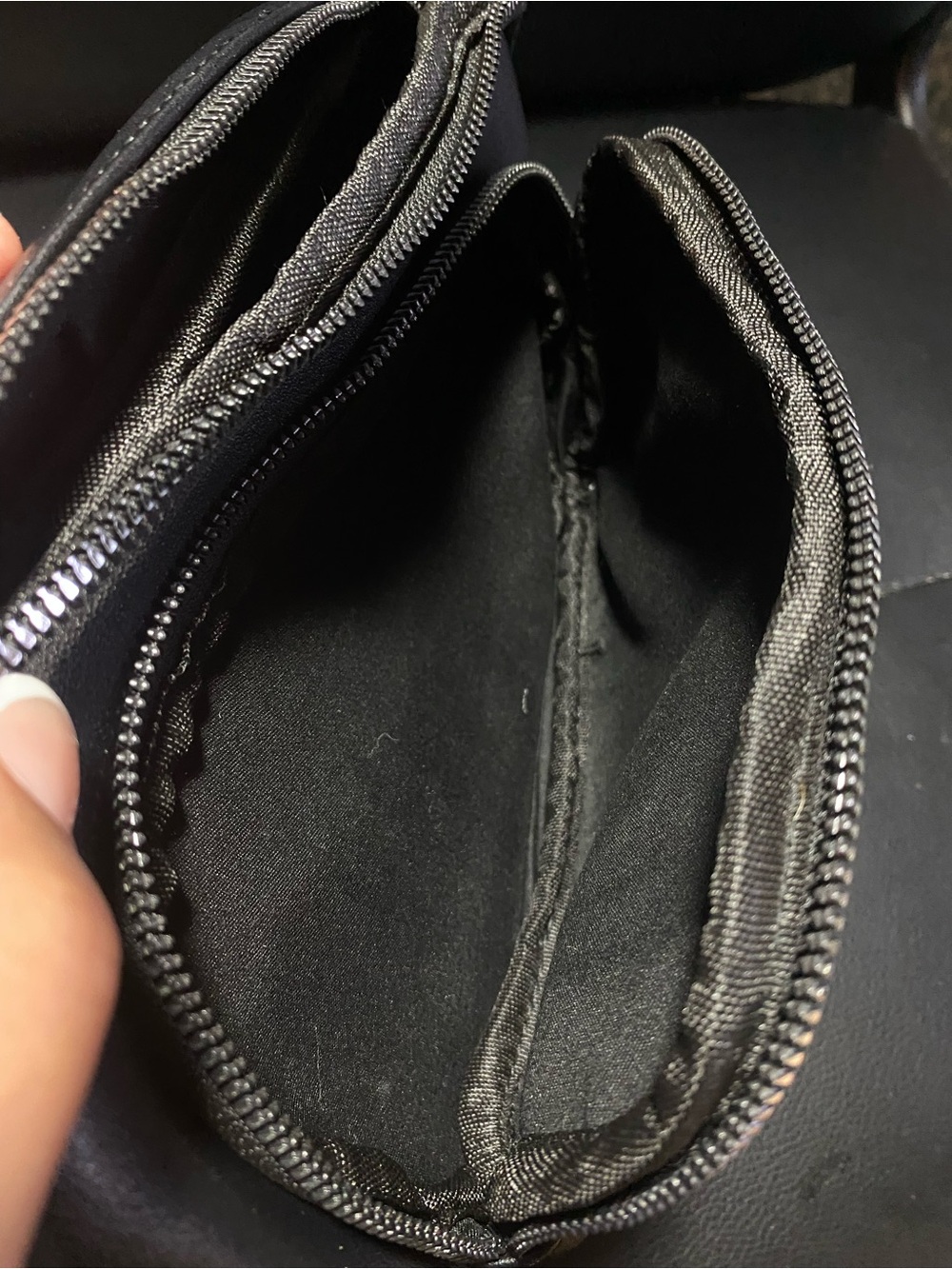NEW🎉 BOSS Embossed Black Leather Belt Bag Fanny Pack - Picture 8 of 9